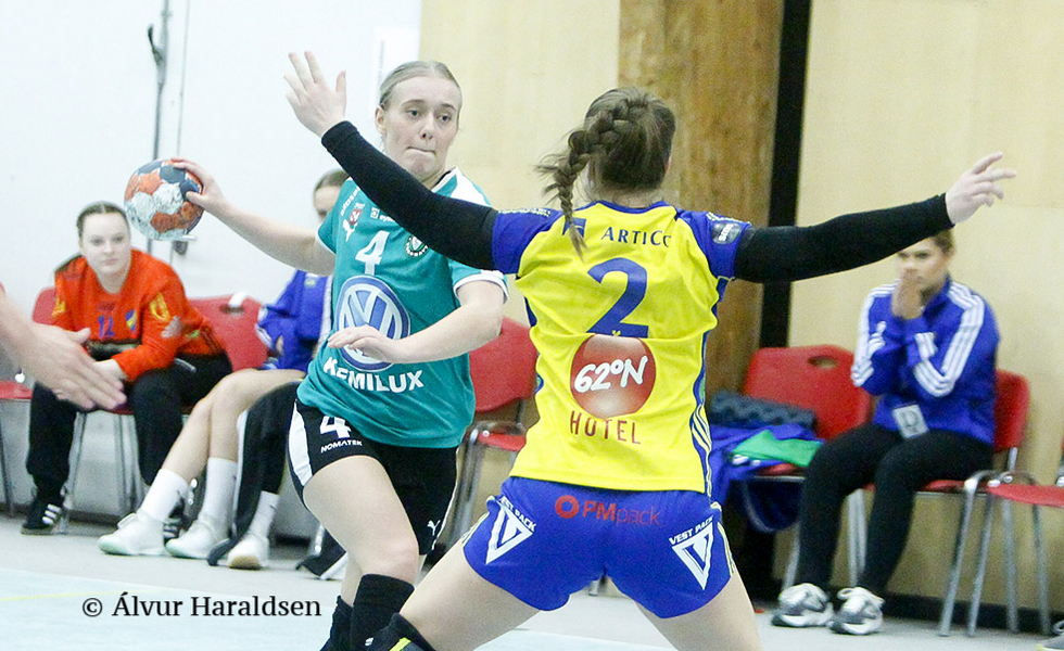 Bára Krossteig Hansen skoraði seks mál fyri Kyndil í dag