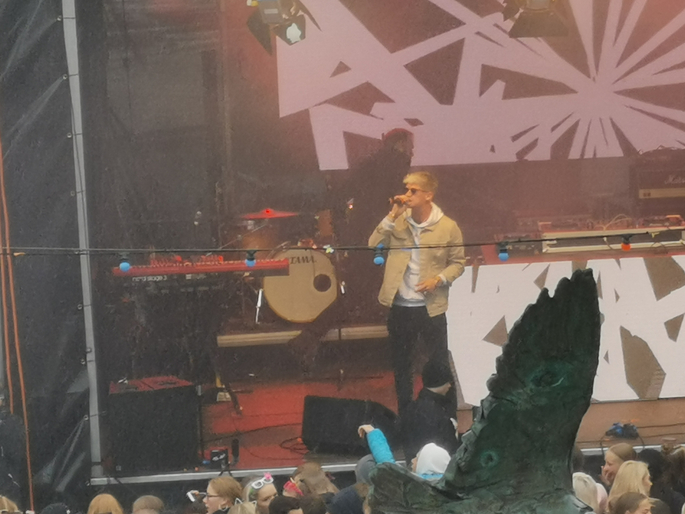 Bro var sera nøgdur við góðu undirtøkuna hann fekk frá áhoyrarafjøldini á Voxbotn