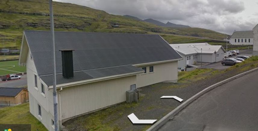 Matr. 146b, sum Eiðis kommuna nú eigur, liggur beint við Korndalsbýlið.