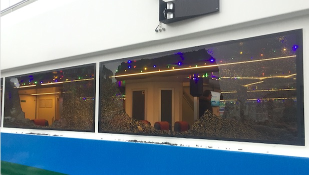 Rútarnir kunnu vera farnir, tí skipið onkusvegna hevur givið seg.