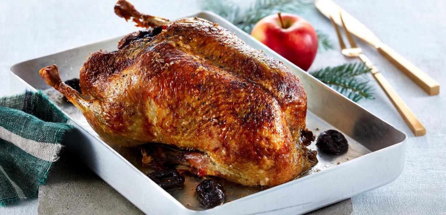 - Tá fólk úr øðrum mentanum ella trúarbólkum eru vorðin partur av familjuni er sjálvsagt neyðugt at taka ávís fyrivarni.