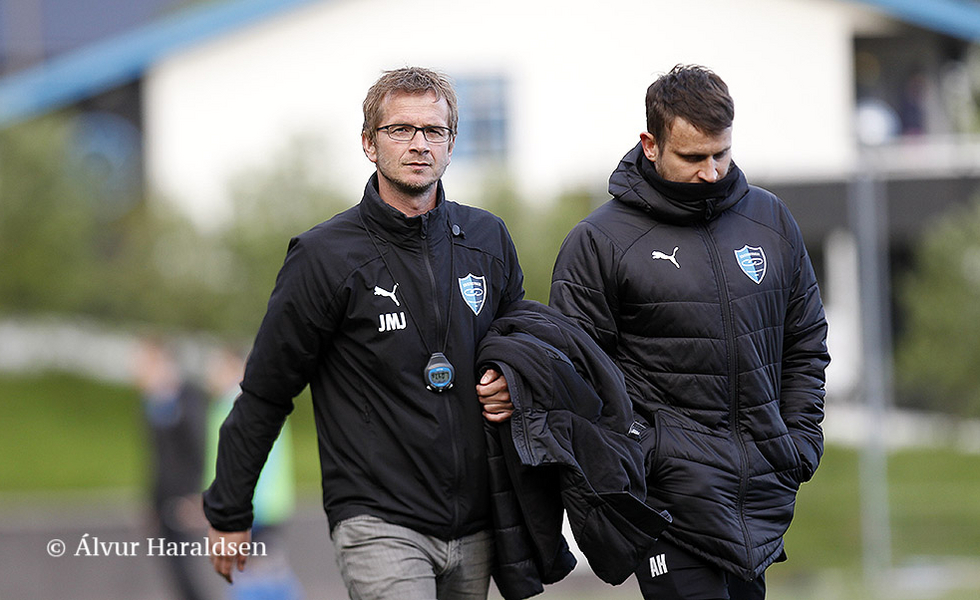 Høvuðsvenjarin hjá EB/Streymi, Jákup Martin Joensen heldur, at EB/Streymur hevði uppiborið javnleik í Fløtugerði í Fuglafirði í kvøld