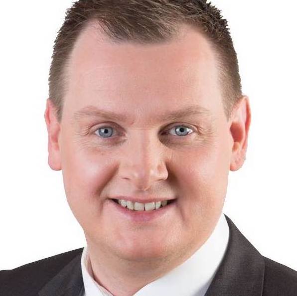 - Síggi eg eitt gott tilboð, eri eg skjótur at lata meg freista, sigur Janus Rein.