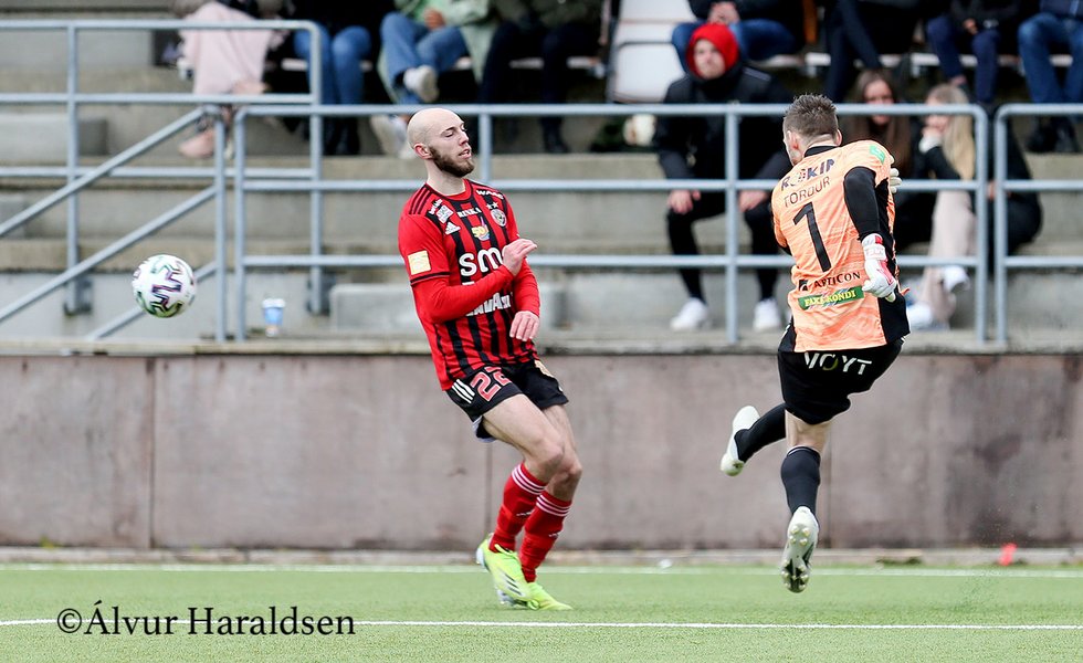Mikkel Dahl skoraði hattrick fyri HB í kvøld (Savnsmynd)