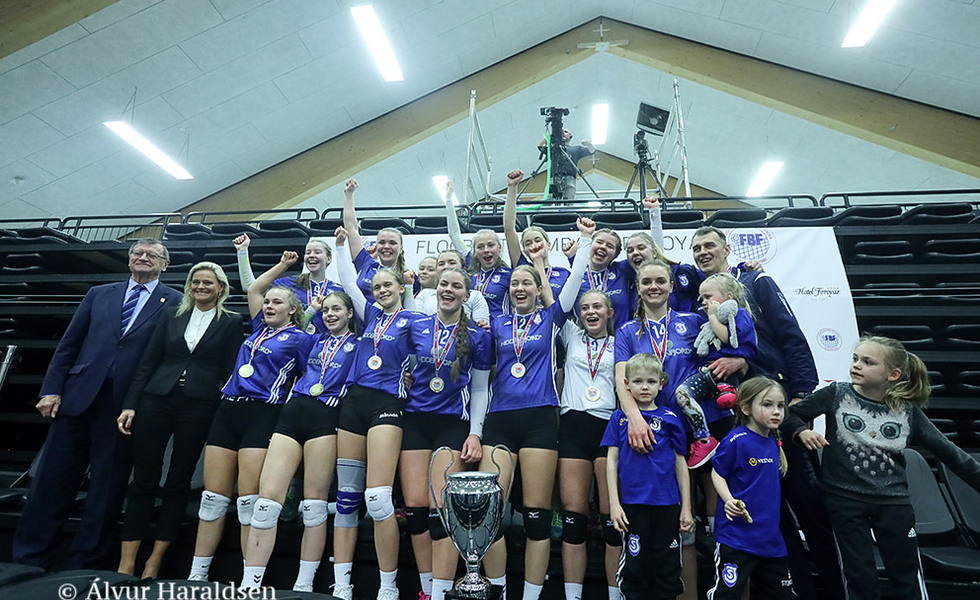 Kvinnurnar hjá SÍ við steypinum