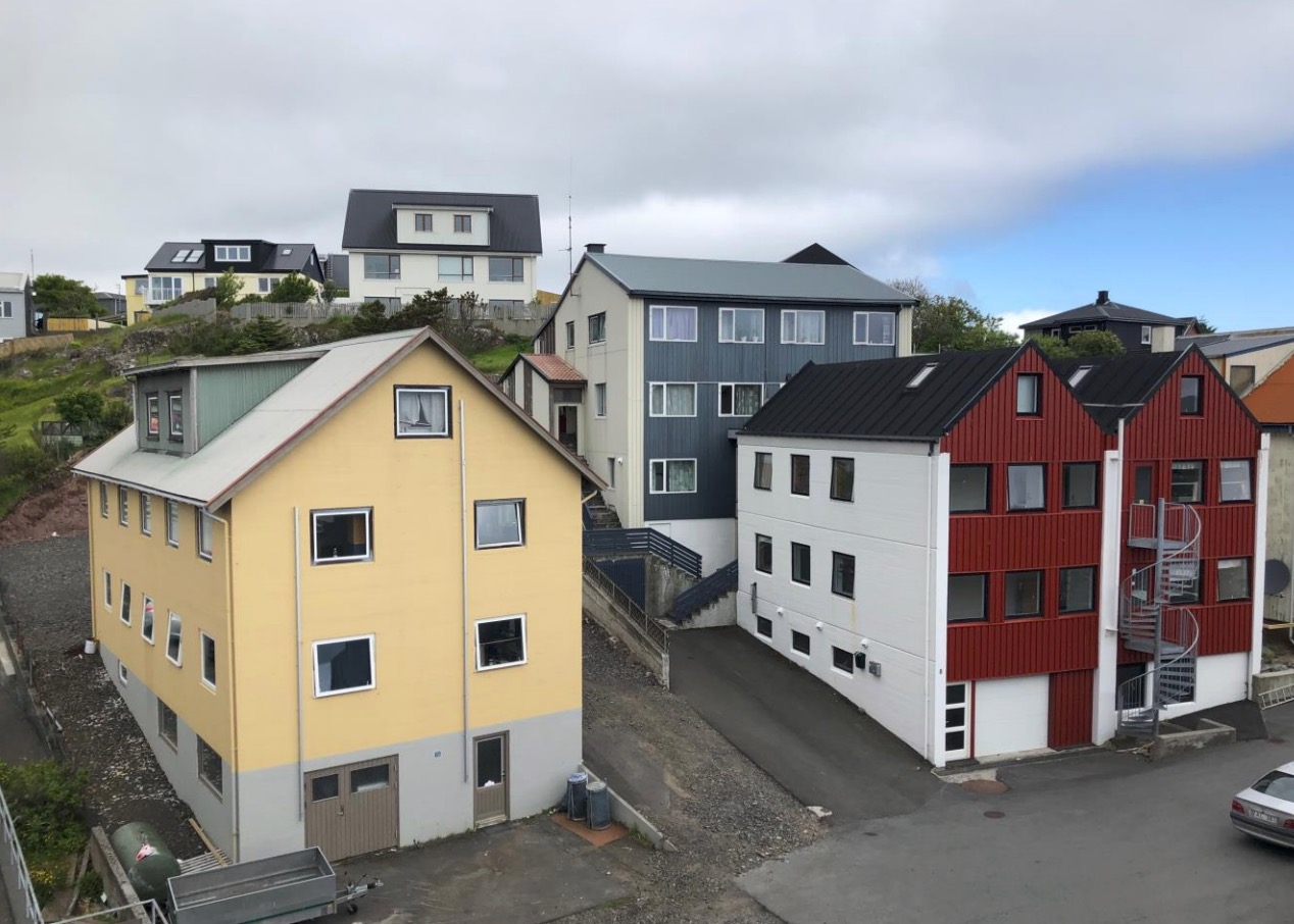 SP/F Firmport kom rættiliga í andglettin av frágreðingini »Rumenar á loftinum«, sum nøkur fakfeløg fingu gjørda í augustmánaði.