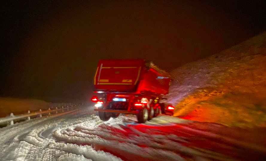 Hesin bilurin fór útav á Gøtueiði í gjárkvøldið