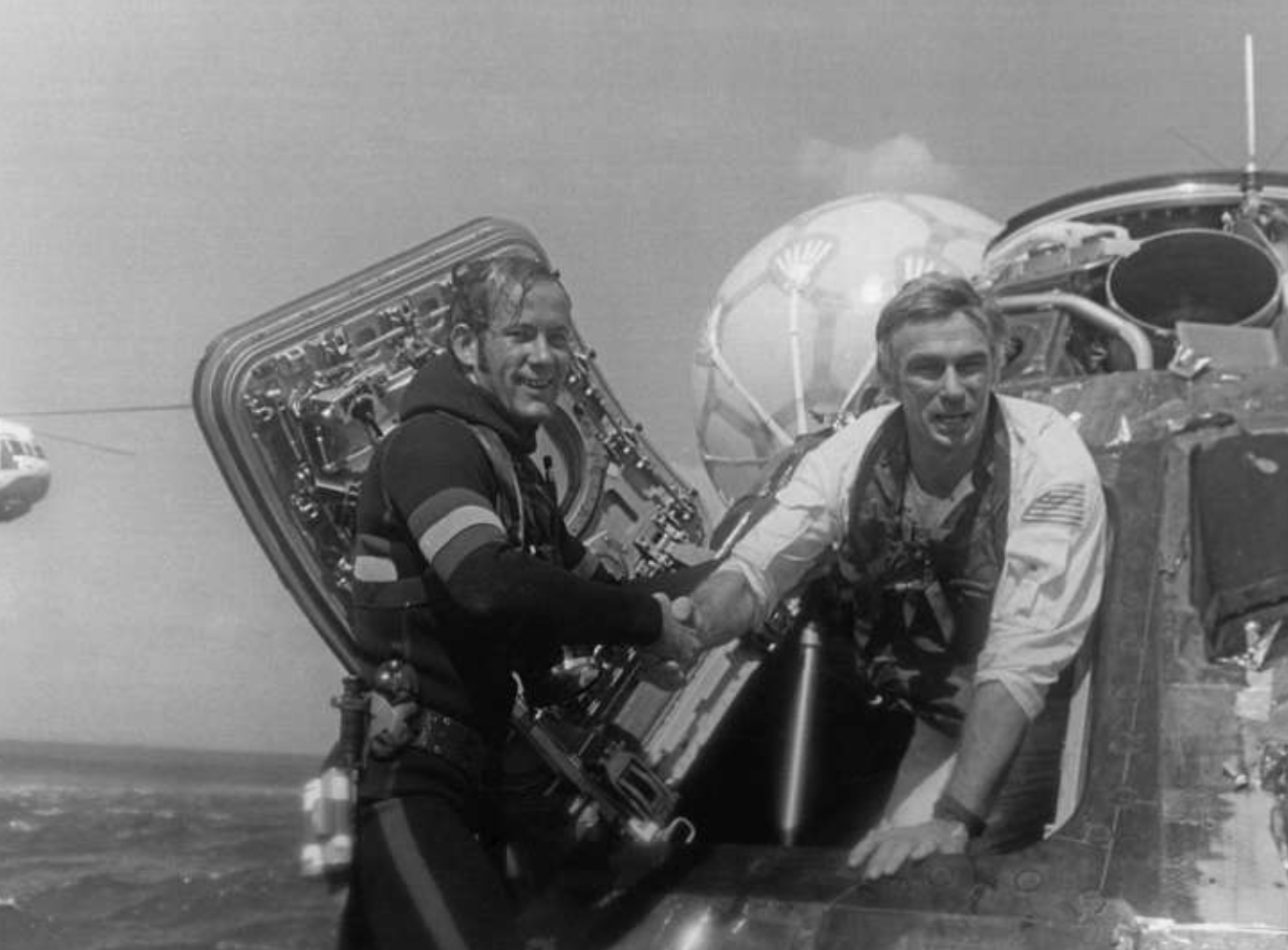 Cernan, tá hann lendi aftur á jørðini