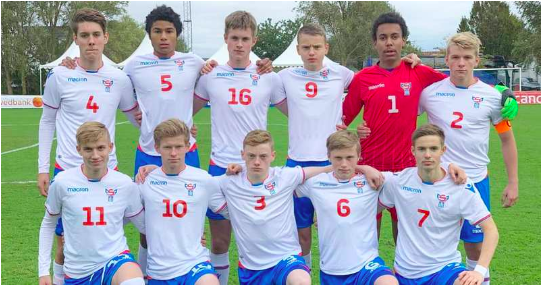 Mynd: (FSF) Liðið, sum byrjaði inni í dag