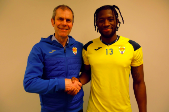 Mynd: (b71.fo) Karl Vidtfeldt, formaður, og Brian Okpala