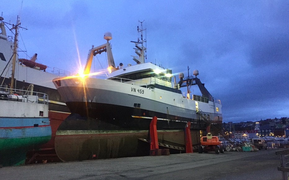 Dánjal í Skálum, reiðari, væntar, at tað fer at taka tað mesta av tveimum mánaðum at klassa høvuðsmotorin og skifta køliskipaninar.